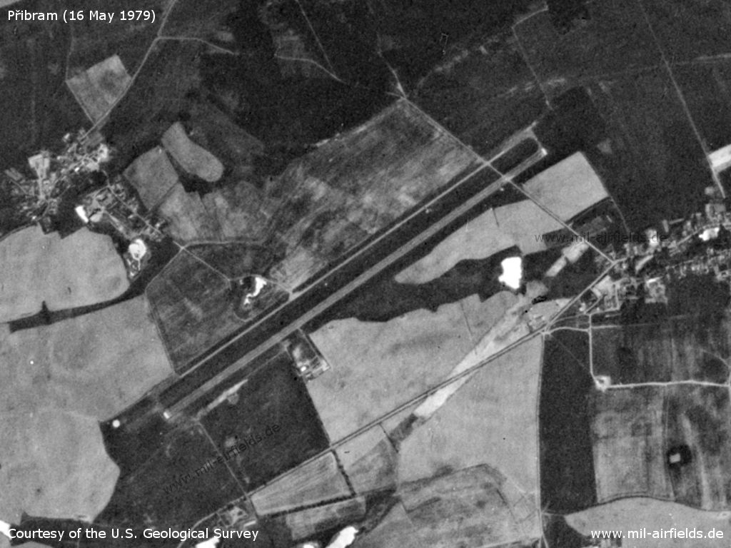 Flugplatz Přibram auf einem Satellitenbild 1979