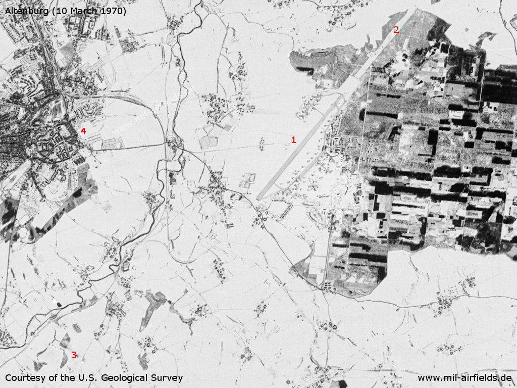 Flugplatz Altenburg auf einem Satellitenbild 1970