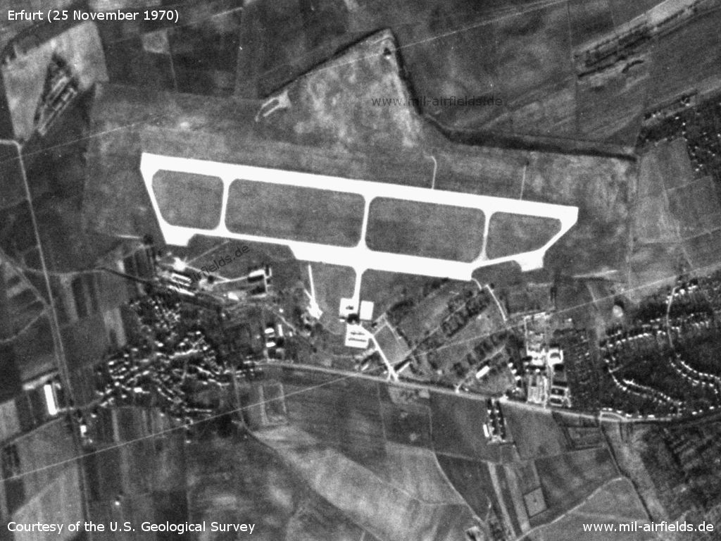 DDR-Flughafen Erfurt Bindersleben auf einem Satellitenbild 1970