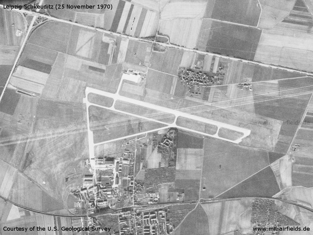DDR-Flughafen Leipzig Schkeuditz auf einem Satellitenbild 1970
