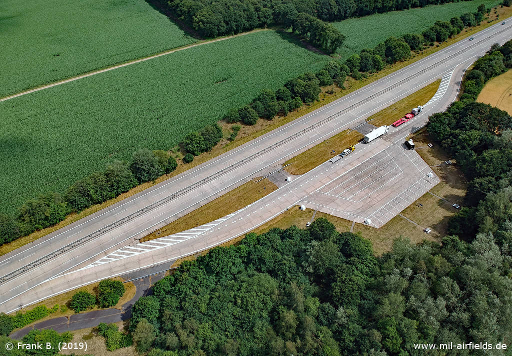 Luftbild A 27 Autobahn-Notlandeplatz Midlum 2019