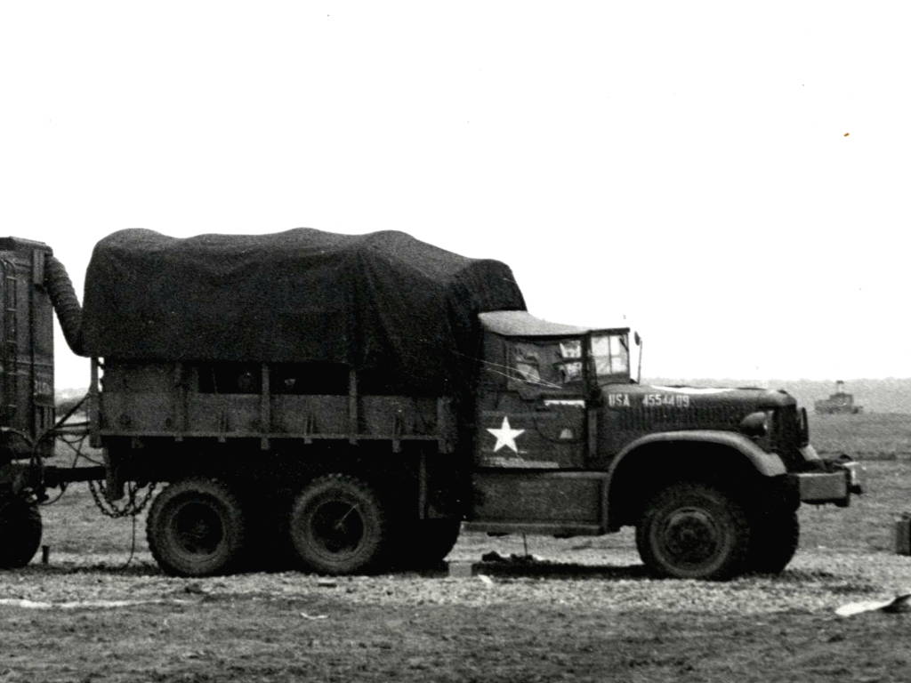 Zugmaschine US Army, Etain