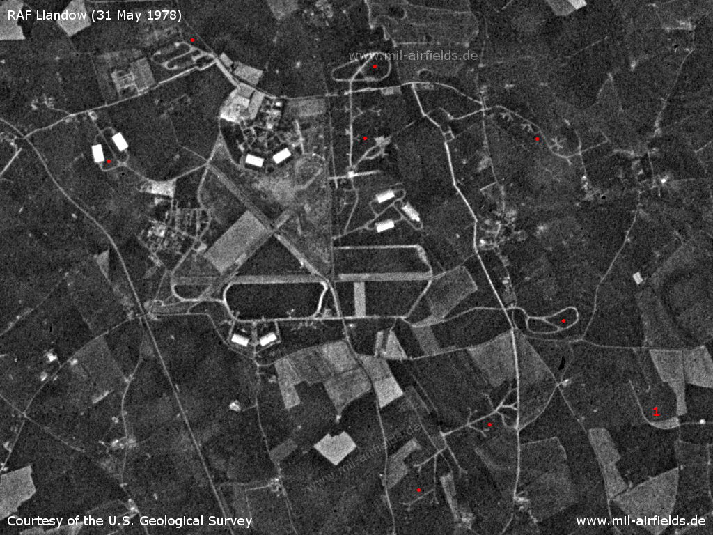 Luftbild / Satellitenbild RAF Llandow, Südwales, 1978
