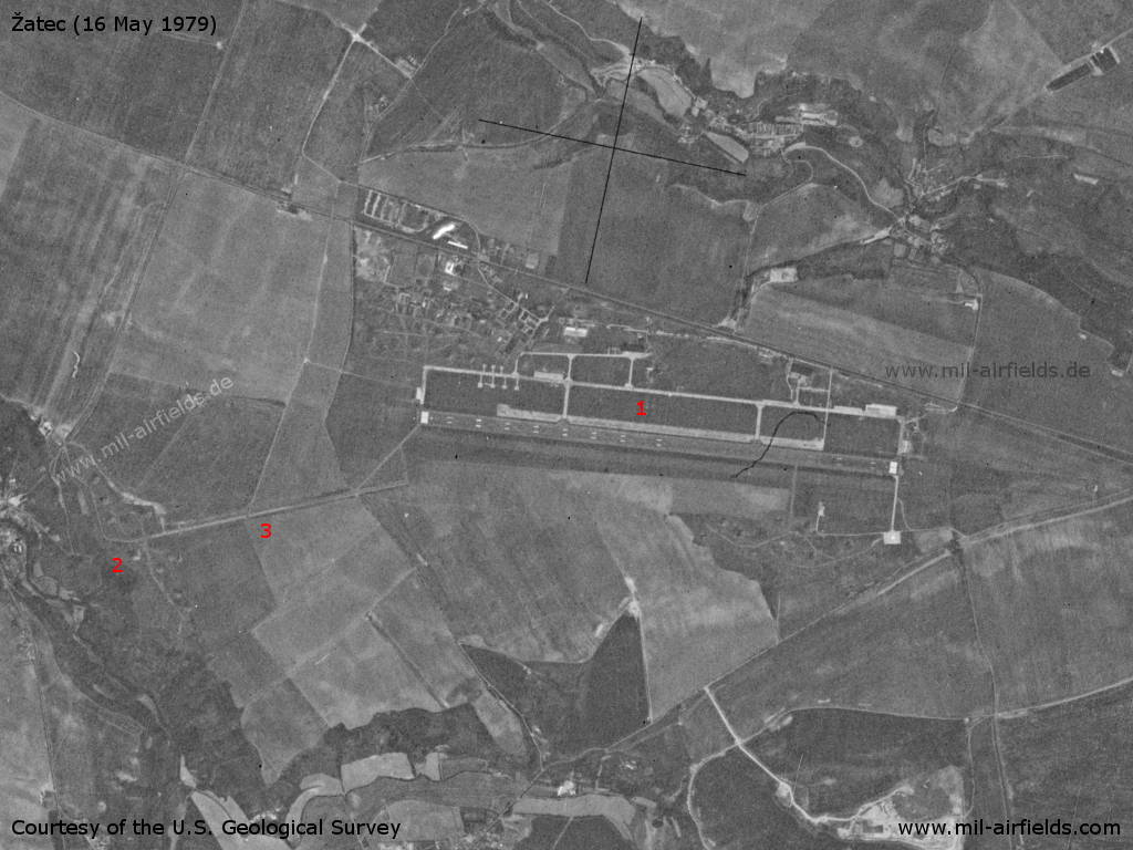 Flugplatz Žatec auf einem Satellitenbild 1979