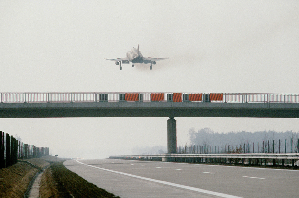 F-4 Phantom landing