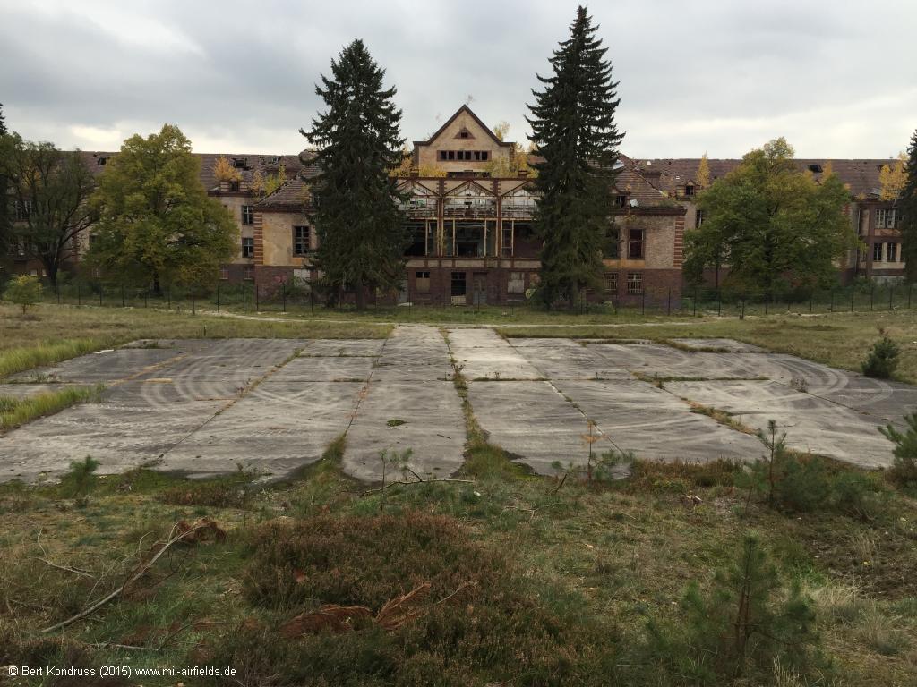 Landeplatz sowjetisches Krankenhaus Beelitz Heilstätten