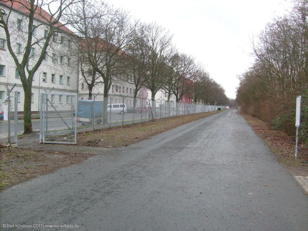 Gate Tempelhofer Feld at Oderstraße