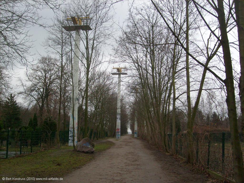 Berlin-Tempelhof: Anflugbefeuerung