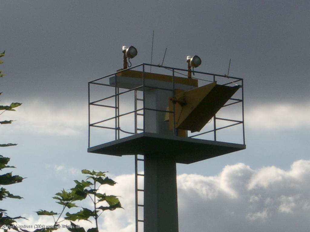 Approach lights