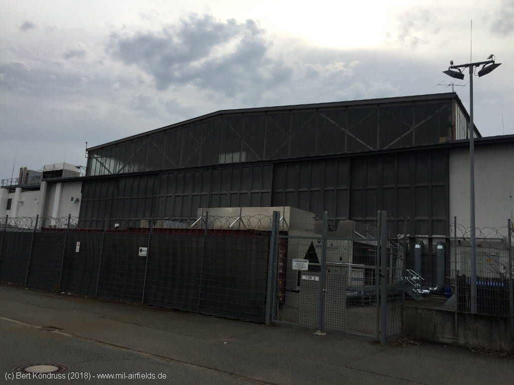 Feucht Airfield, Germany: Hangar