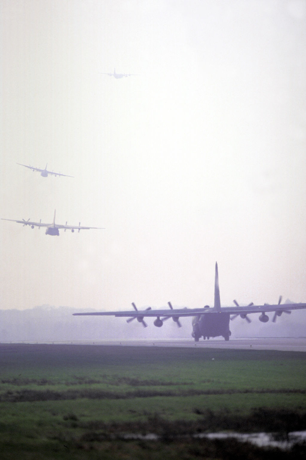 C-130E Hercules 37th TAS Rhein/Main