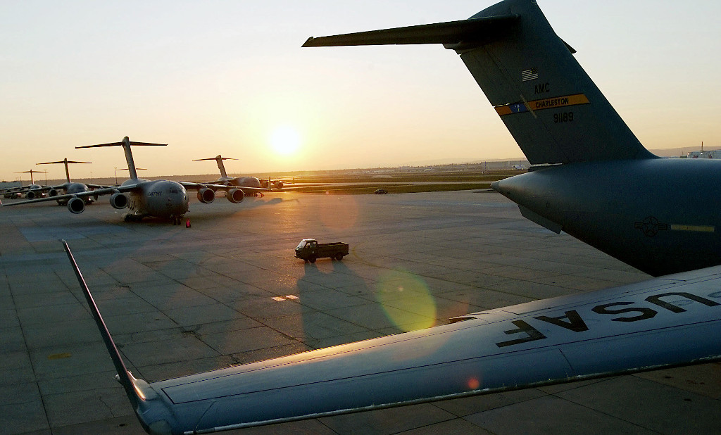 Aircraft C-17A Globemaster III ENDURING FREEDOM