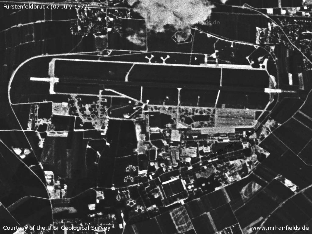 Fliegerhorst Fürstenfeldbruck auf einem Satellitenbild 1977