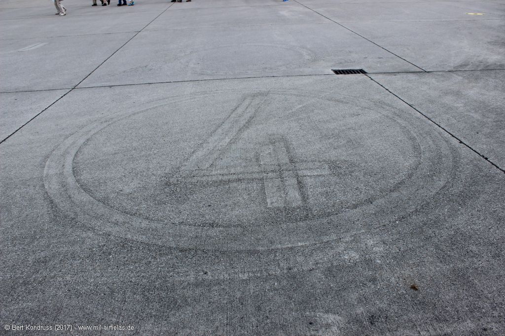 Faded ground marking 4, Landsberg/Lech, Germany