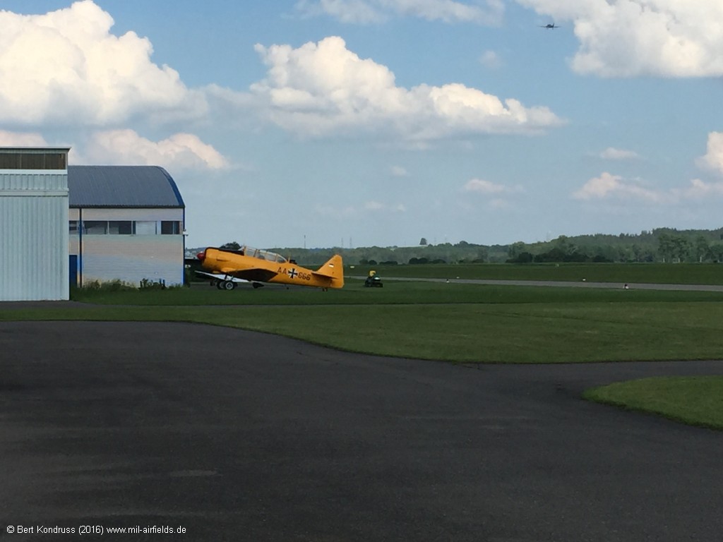 North American T-6 Texan