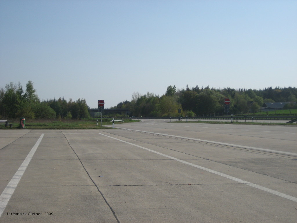 Nordholz / Neuenwalde emergency landing strip, Autobahn A 27