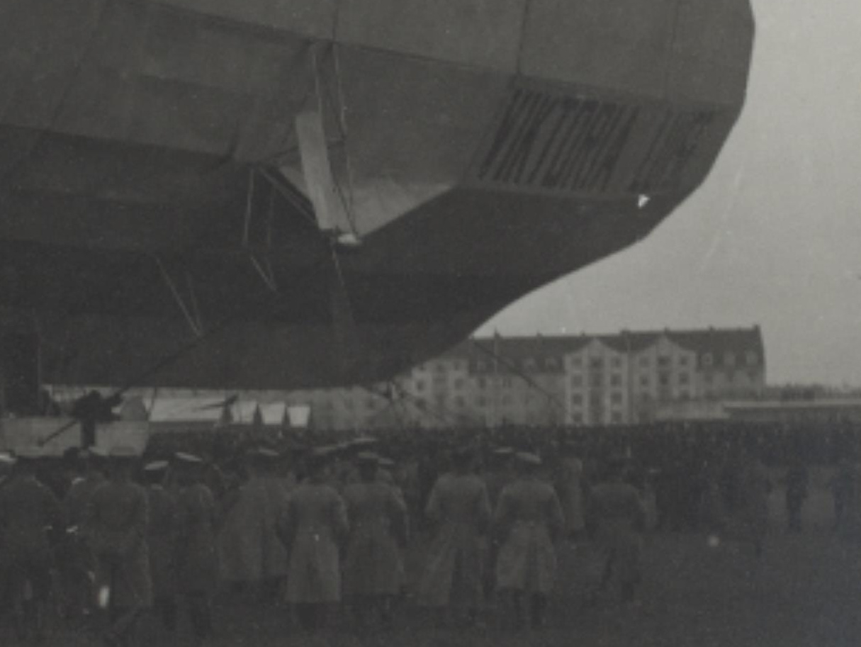 Picture of airship bow Viktoria Luise