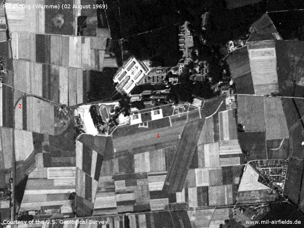 Lent-Kaserne und Flugplatz Rotenburg (Wümme) auf einem Satellitenbild 1969