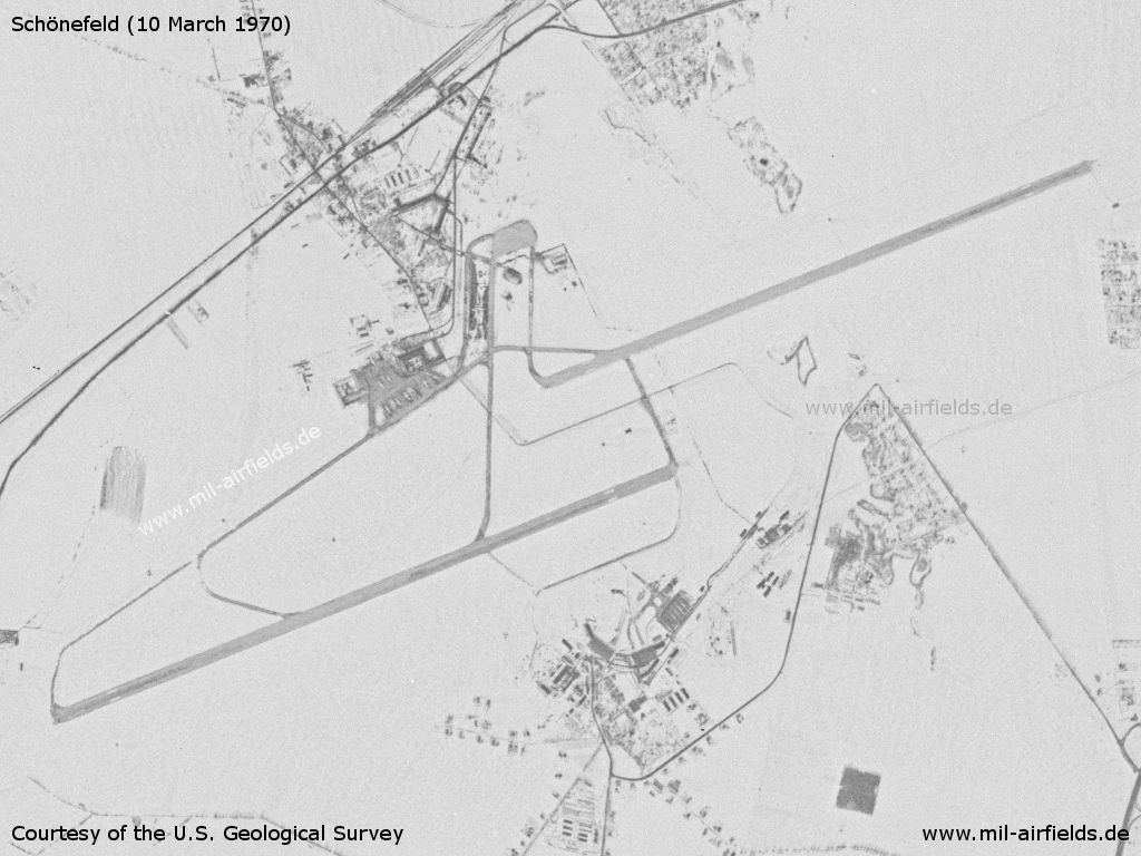 Flughafen Schönefeld auf einem Satellitenbild 1970