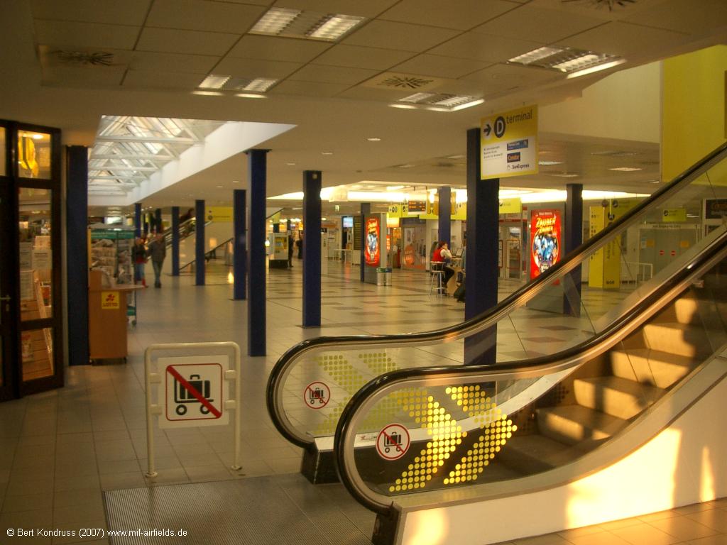 Terminal A escalator