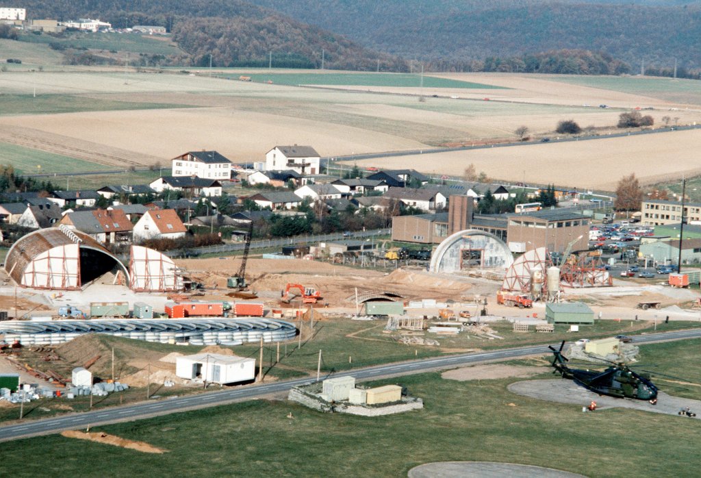 Bau von Sheltern am Flugplatz Sembach 1983