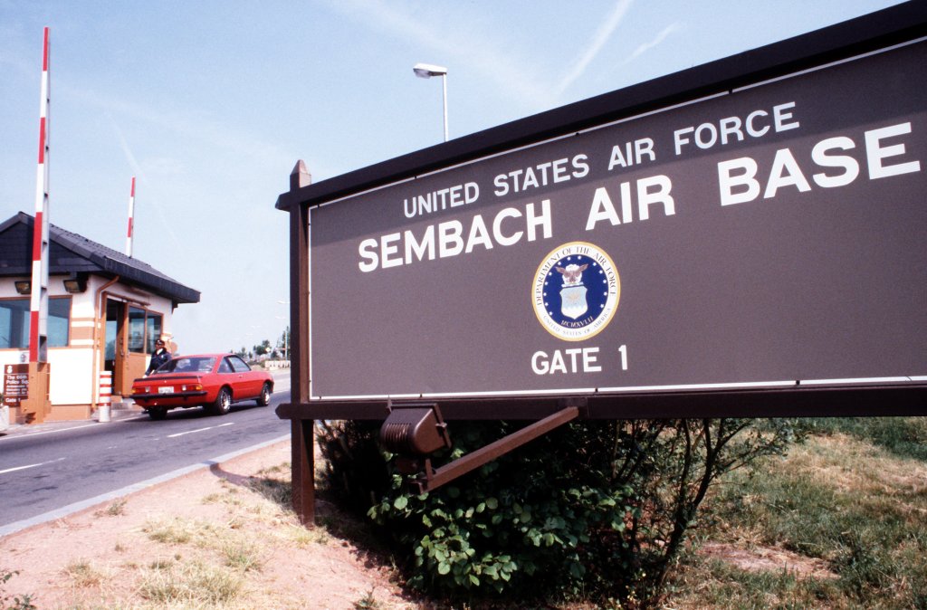 Gate1 zum Flugplatz Sembach