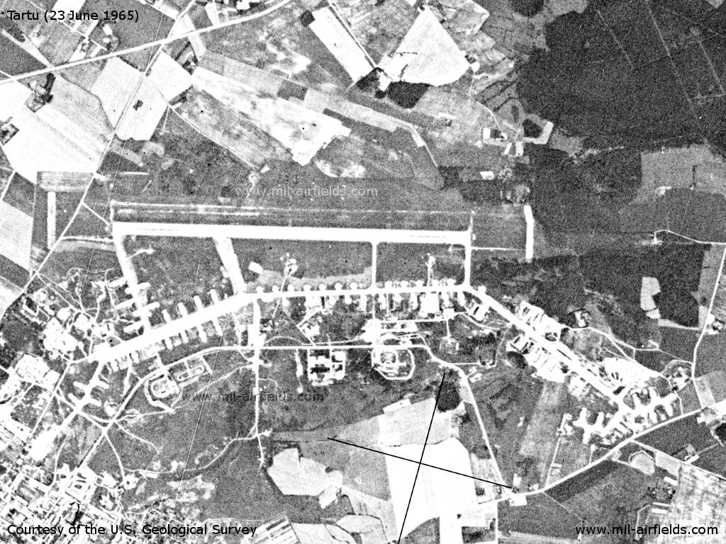 US-Satellitenbild Flugplatz Tartu, Estland, vom Juni 1975