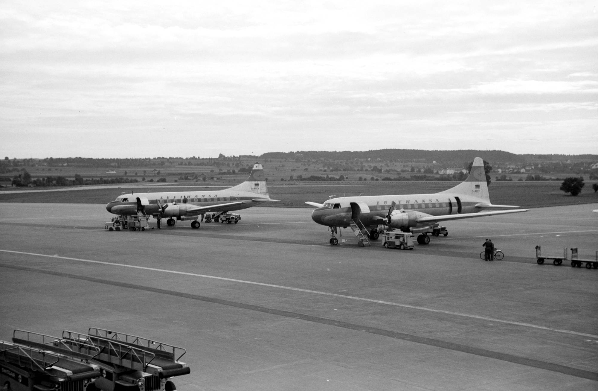 Lufthansa Convair CV-440 D-ACEX und CV-340 D-ACEF