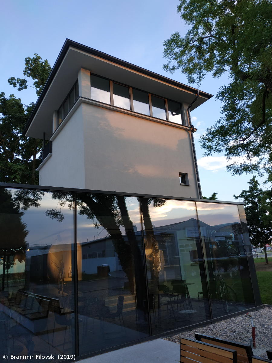 Kontrollturm Flughafen Ljubljana Polje, Slowenien